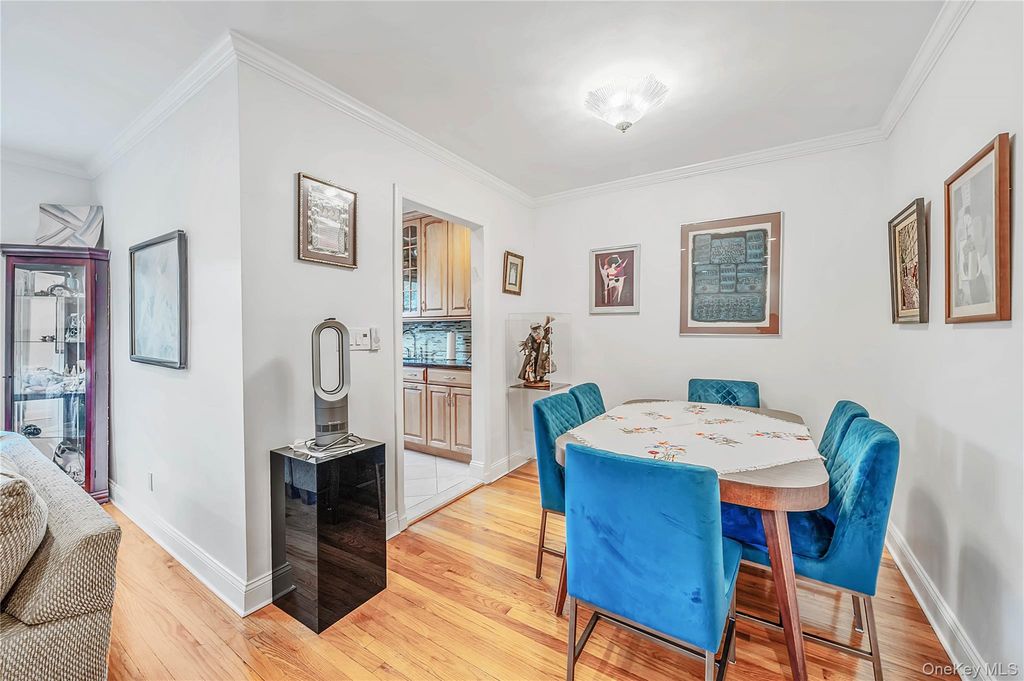 87-27 Marengo Street 2C, Holliswood, NY 11423 — photo 4