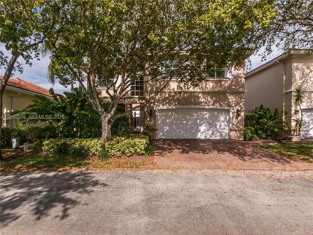 1590 Seagrape Way, Hollywood, FL 33019