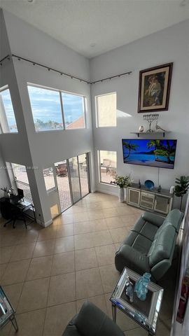 1590 Seagrape Way, Hollywood, FL 33019