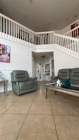 1590 Seagrape Way, Hollywood, FL 33019