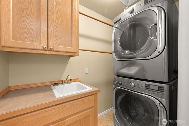 5175 Everson Goshen Road, Bellingham, WA 98226