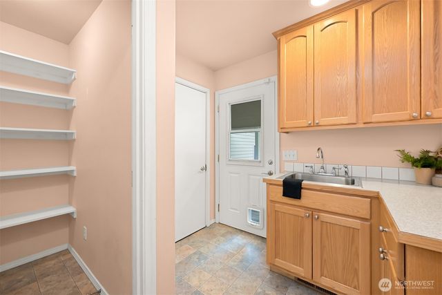 5175 Everson Goshen Road, Bellingham, WA 98226