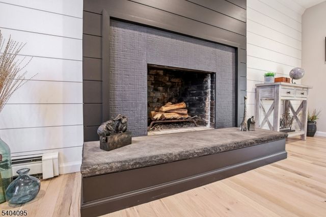 24 Arapaho Trl, Sparta Twp., NJ 07871