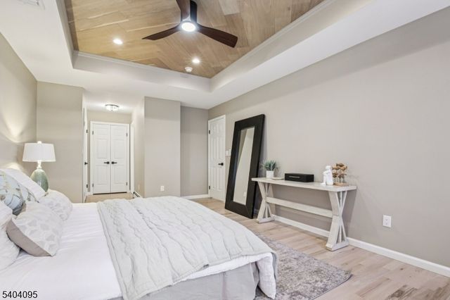 24 Arapaho Trl, Sparta Twp., NJ 07871