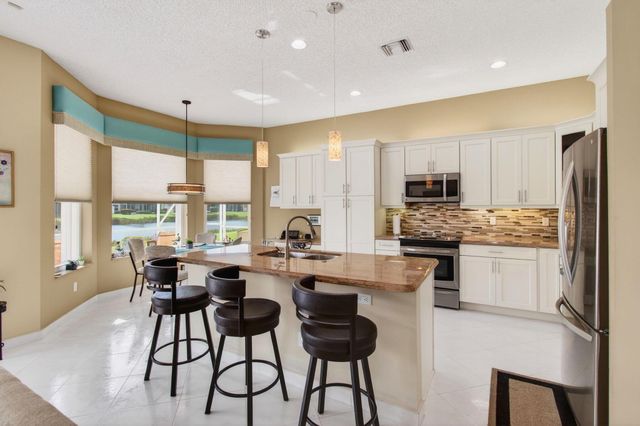 7854 Stanza Street, Boynton Beach, FL 33437