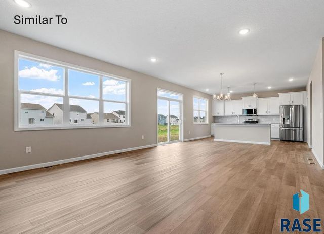 1907 N Valley View Rd Road, Sioux Falls, SD 57107