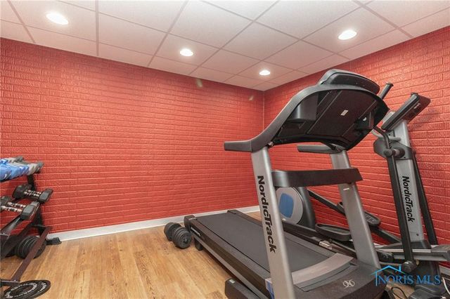 5821 Sweetgum Drive, Monclova, OH 43542