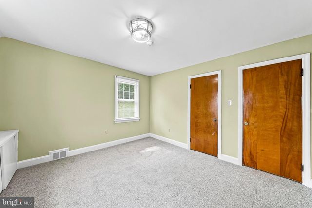 253 N GUERNSEY RD, West Grove, PA 19390
