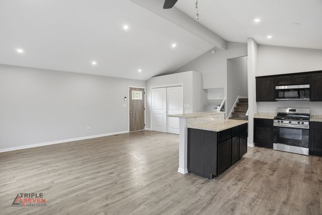 14528 Kolin Avenue, Midlothian, IL 60445