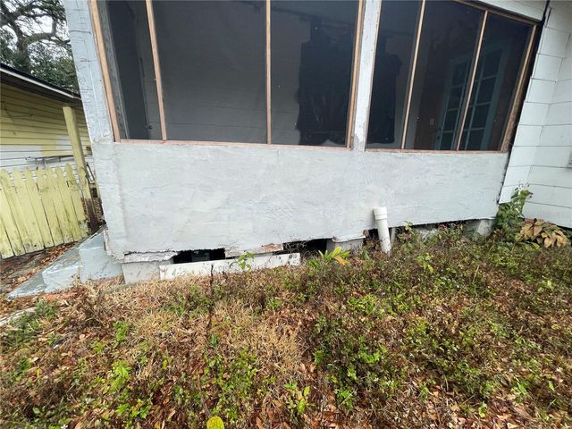 110 S POPLAR AVENUE, Sanford, FL 32771