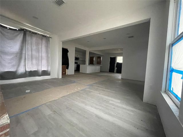 110 S POPLAR AVENUE, Sanford, FL 32771