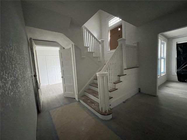 110 S POPLAR AVENUE, Sanford, FL 32771