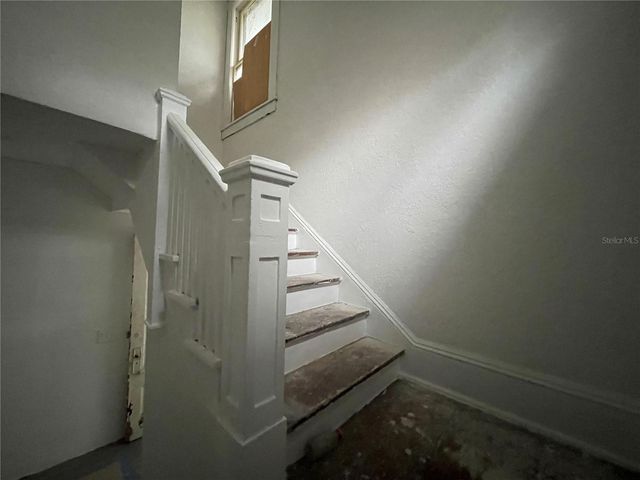 110 S POPLAR AVENUE, Sanford, FL 32771