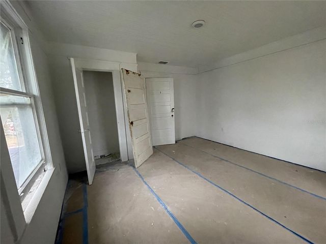 110 S POPLAR AVENUE, Sanford, FL 32771