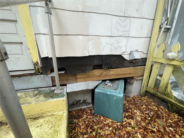 110 S POPLAR AVENUE, Sanford, FL 32771