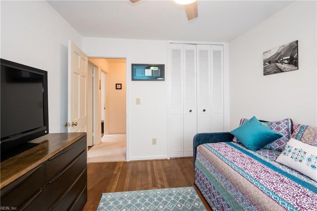617 Mango DR, Virginia Beach, VA 23452