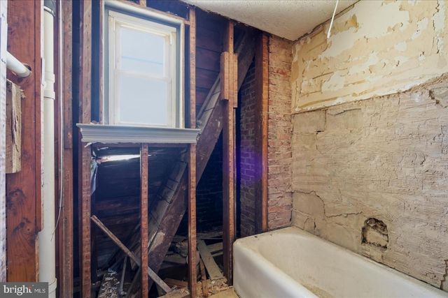 74 N DUNDALK AVE, Dundalk, MD 21222