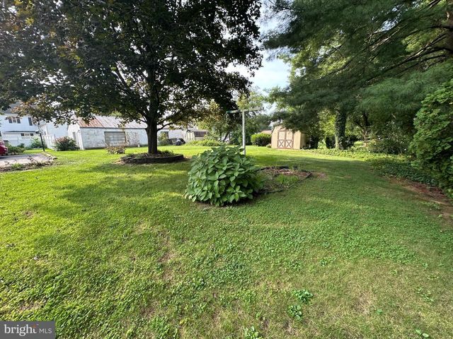 336 HORST AVE, Chambersburg, PA 17201