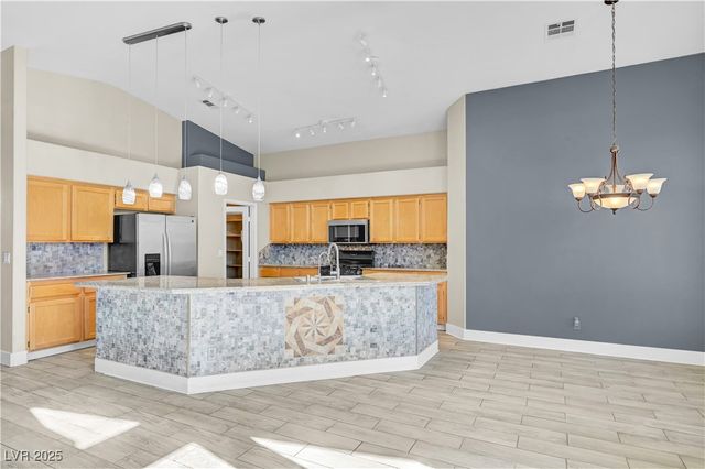 5329 Little Fawn Court, Las Vegas, NV 89130