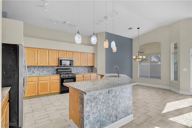 5329 Little Fawn Court, Las Vegas, NV 89130