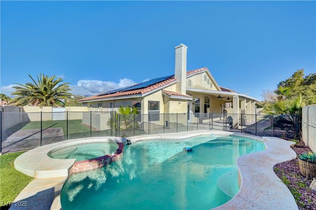 5329 Little Fawn Court, Las Vegas, NV 89130