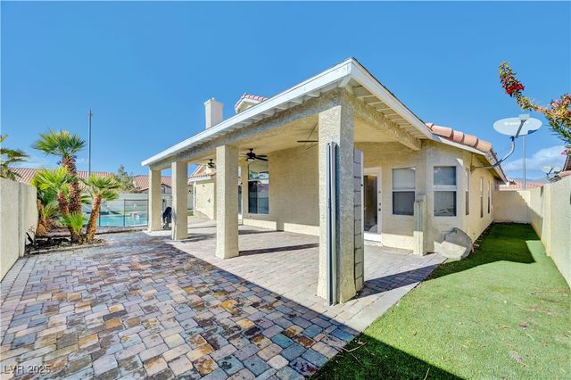 5329 Little Fawn Court, Las Vegas, NV 89130