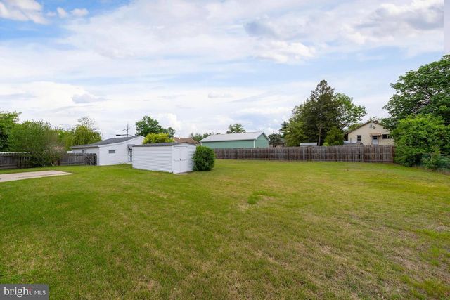 192 DELAWARE STREET, West Deptford, NJ 08086