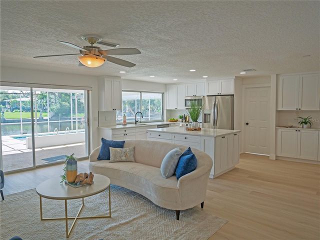 1880 TANGLEWOOD DRIVE NE, St Petersburg, FL 33702