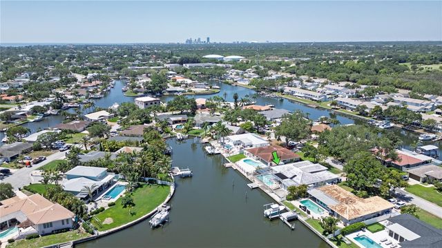 1880 TANGLEWOOD DRIVE NE, St Petersburg, FL 33702