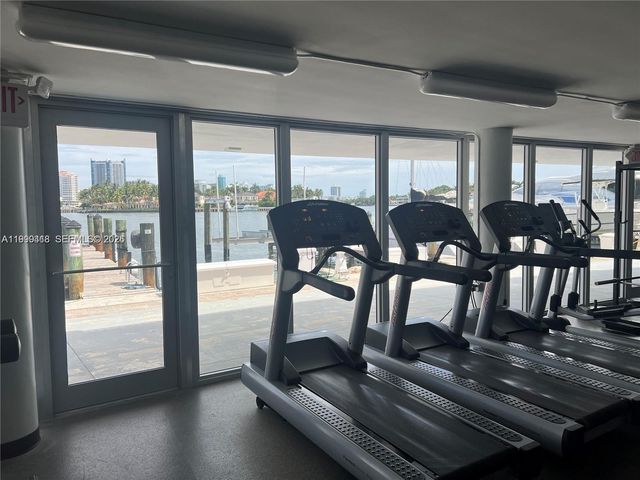 900 Bay Dr 311, Miami Beach, FL 33141