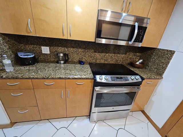 900 Bay Dr 311, Miami Beach, FL 33141