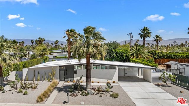 450 E Laurel Circle, Palm Springs, CA 92262