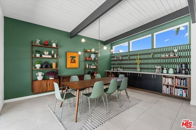 450 E Laurel Circle, Palm Springs, CA 92262