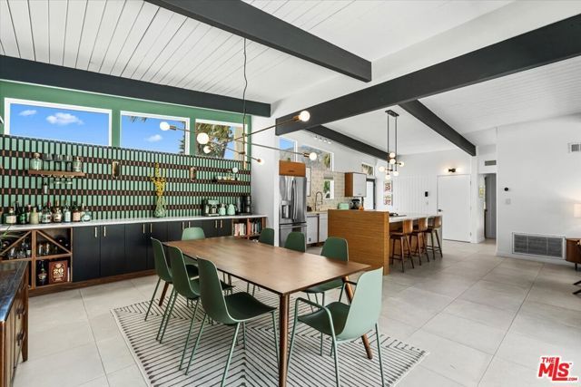 450 E Laurel Circle, Palm Springs, CA 92262