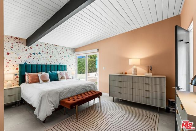 450 E Laurel Circle, Palm Springs, CA 92262
