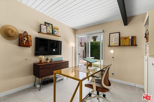 450 E Laurel Circle, Palm Springs, CA 92262