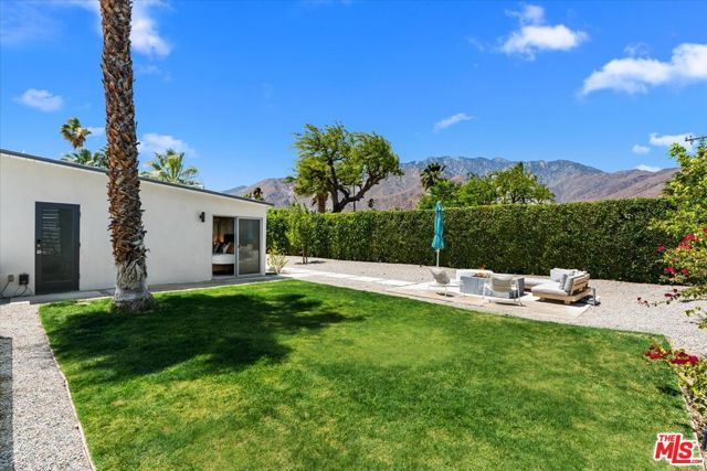 450 E Laurel Circle, Palm Springs, CA 92262