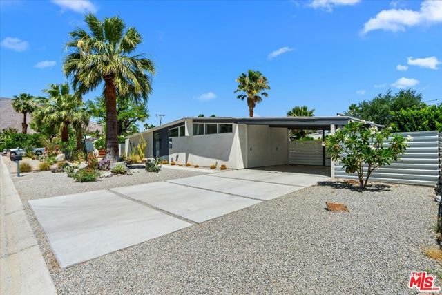 450 E Laurel Circle, Palm Springs, CA 92262