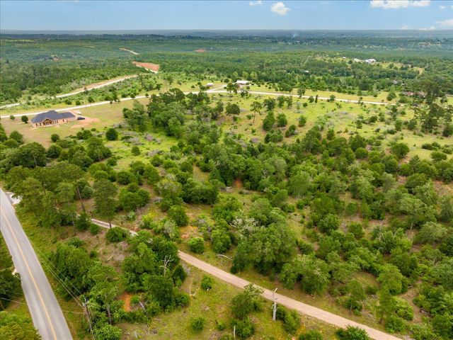 000 McAllister RD, Bastrop, TX 78602