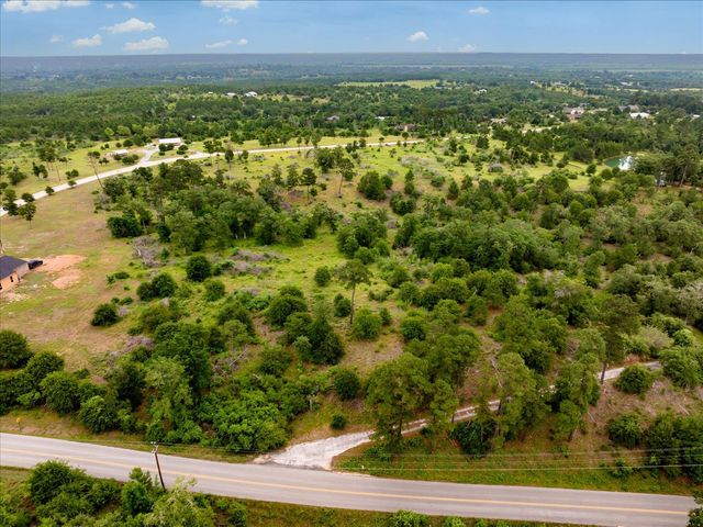 000 McAllister RD, Bastrop, TX 78602