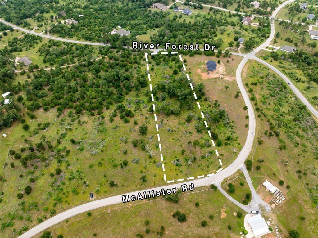000 McAllister RD, Bastrop, TX 78602