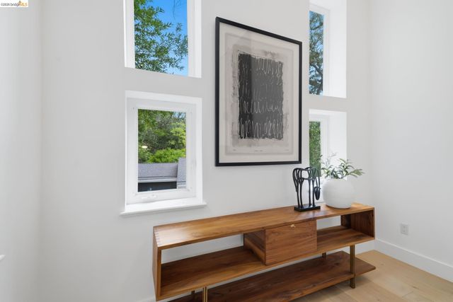 857A Mountain View Drive, Lafayette, CA 94549