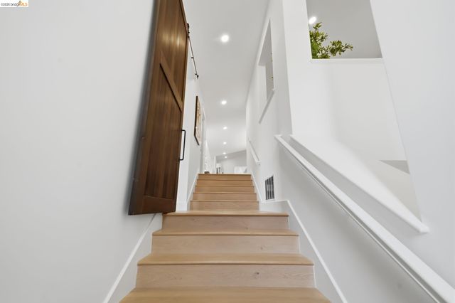 857A Mountain View Drive, Lafayette, CA 94549