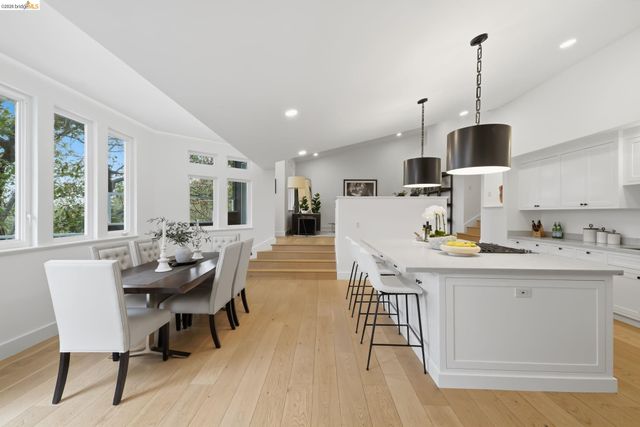 857A Mountain View Drive, Lafayette, CA 94549