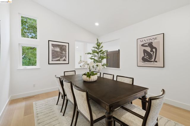 857A Mountain View Drive, Lafayette, CA 94549
