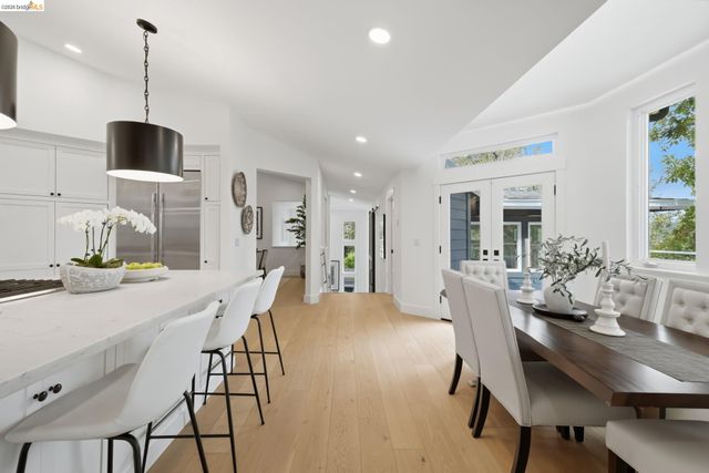 857A Mountain View Drive, Lafayette, CA 94549