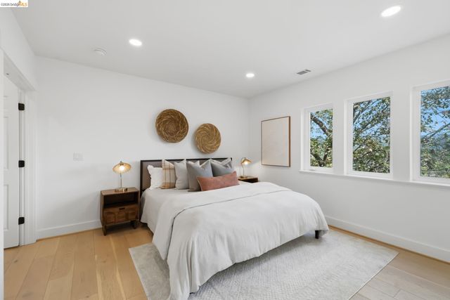 857A Mountain View Drive, Lafayette, CA 94549