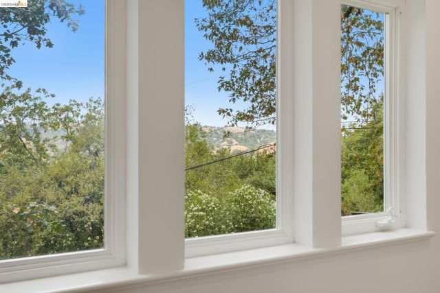 857A Mountain View Drive, Lafayette, CA 94549