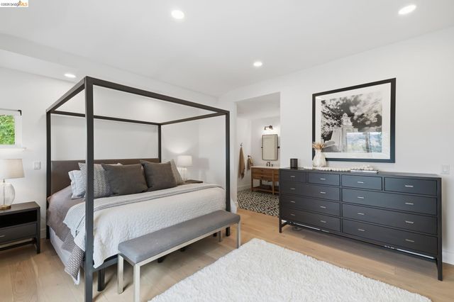 857A Mountain View Drive, Lafayette, CA 94549