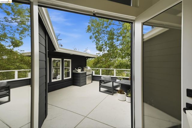857A Mountain View Drive, Lafayette, CA 94549